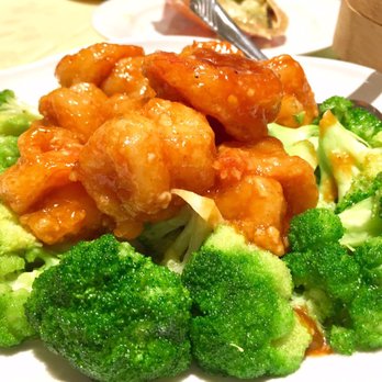 New Sky Restaurant - Jumbo shrimp with broccoli - Chinese Near Me - Toronto, Ontario