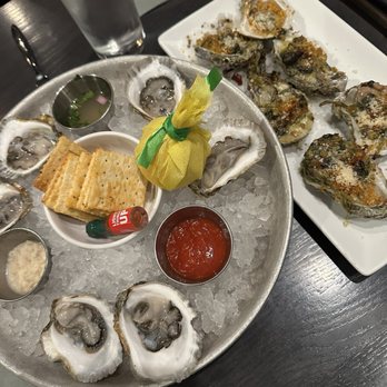 Pearl & Vine - Oysters - New American Near Me - Katy, Texas