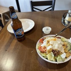 Bearno's Pizza - Deluxe Salad