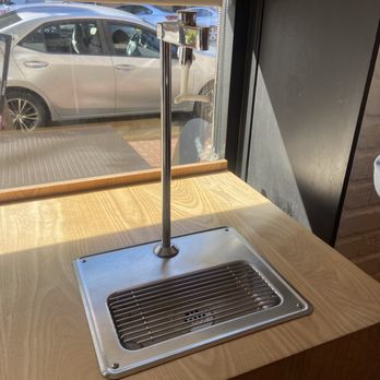 Blue Bottle Coffee - B Street - Water dispenser - Coffee & Tea Near Me - San Mateo, California