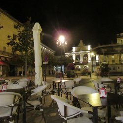 Café Suizo - Nice location