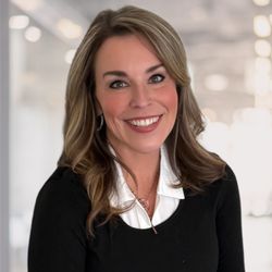 Uniquely Me by MB is owned and operated by Melissa Brewer, a specially trained Aesthetician with more than 20 years of experience.