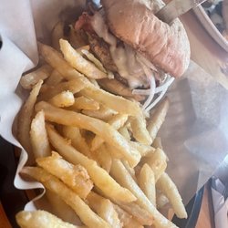 The Kingston Hilltop - Chicken club and fries