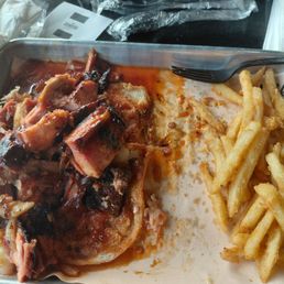 Large tip and fry after eating quite a bit. Large tip and fry after eating quite a bit.