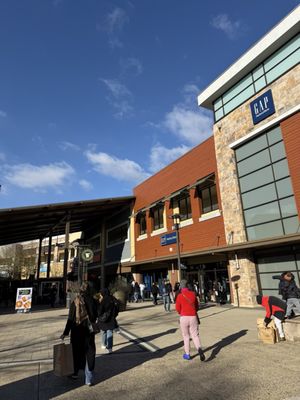 Clarksburg Premium Outlets by null