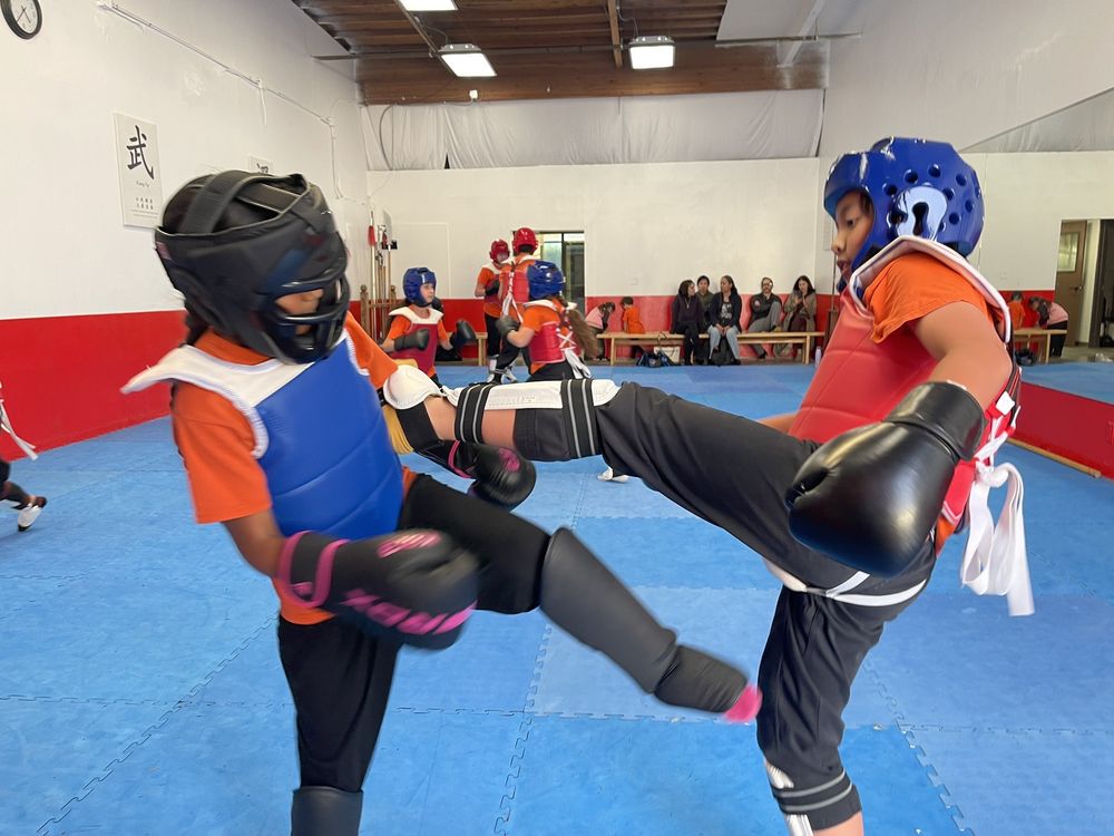 Shaolin Temple Kungfu Center Logo