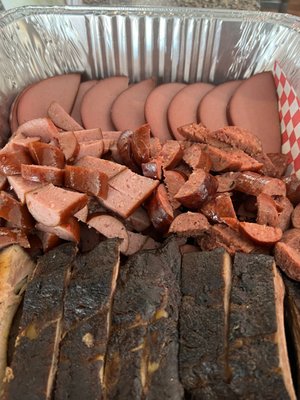 Elmer's BBQ by null