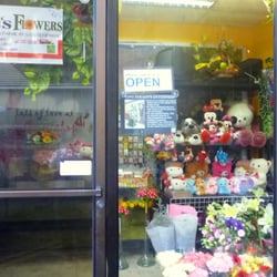 Liza's Flowers - Liza's Flowers has souvenirs for loved ones confined at the hospital.