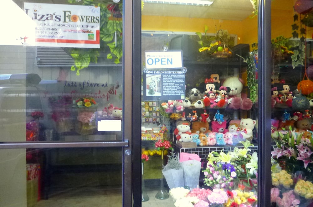 LIZA’S FLOWERS Updated September 2024 667 United Nations Avenue