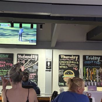 Emsworth Inn - Burgers Near Me - Pittsburgh, Pennsylvania Emsworth Inn - Burgers Near Me - Pittsburgh, Pennsylvania