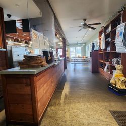 Zoe's Ice Cream Barn - Inside of the place.