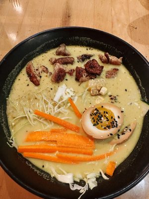 Kinjo Kitchen + Cocktails by null