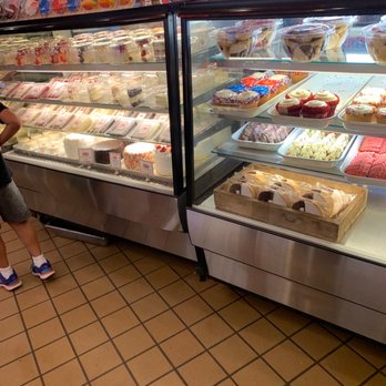 Junior's Restaurant - Getting a birthday cake with a friend and a feel good cake for me! - Bakeries Near Me - Brooklyn, New York