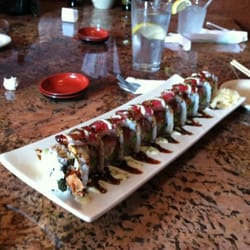 Sumisu - Godzilla roll