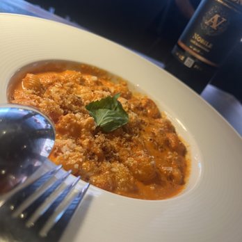 Fioretta - Maccaroni Alla vodka - Italian Near Me - Chicago, Illinois