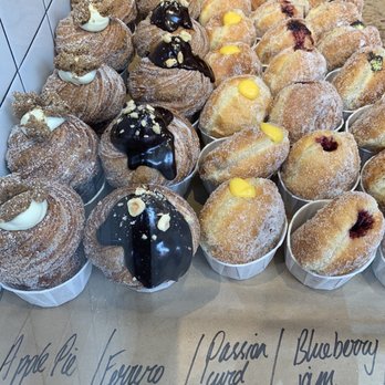 Supermoon Bakehouse - Apple Cider Cruffin - Bakeries Near Me - New York, New York Supermoon Bakehouse - Apple Cider Cruffin - Bakeries Near Me - New York, New York