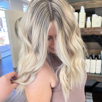 Savante Salon - Hair Salons Near Me - Gilbert, Arizona