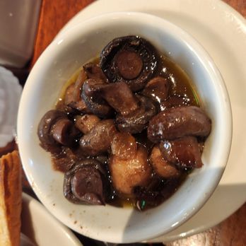 Charleston's - Burgundy mushrooms - American Near Me - Kansas City, Missouri Charleston's - Burgundy mushrooms - American Near Me - Kansas City, Missouri