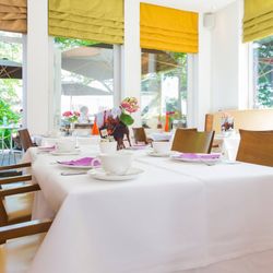 Hotel & Villa Auersperg Salzburg - Frühstück im Hotel Auersperg
