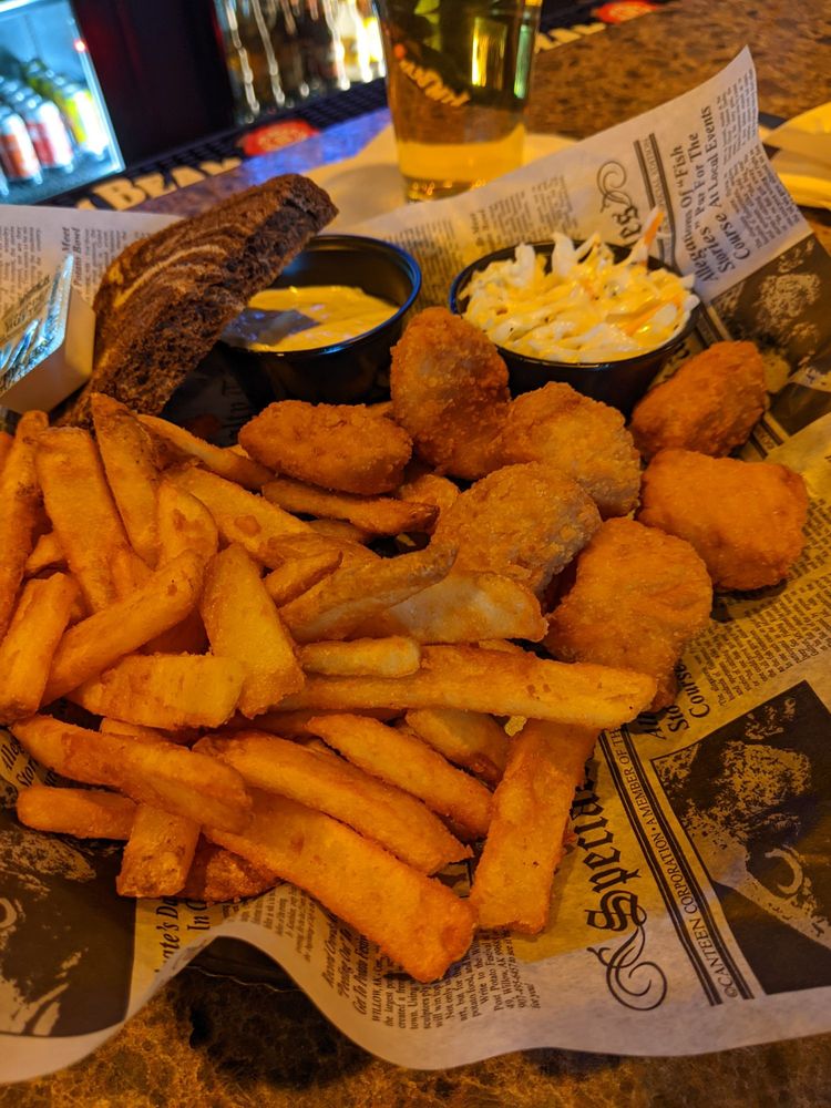 Solbergs Greenleaf Sports Bar & Grill
