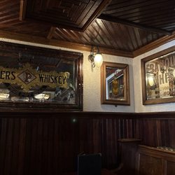 Nancy Hands Bar & Restaurant - Interior decor