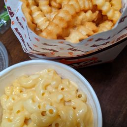 Kids Mac and cheese and the fries are from the ultimate combo. They forgot my kids side. 10/24