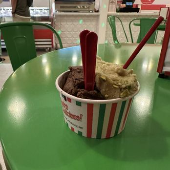 Gelato A Go Go - Pistachio & chocolate - Gelato Near Me - Palm Springs, California Gelato A Go Go - Pistachio & chocolate - Gelato Near Me - Palm Springs, California