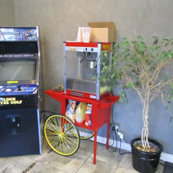 Autoplex Motors - Popcorn and videos for the kids. - Used Car Dealers Near Me - Lynnwood, Washington Autoplex Motors - Popcorn and videos for the kids. - Used Car Dealers Near Me - Lynnwood, Washington