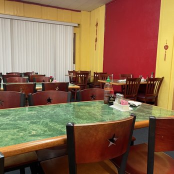 China King Restaurant - Dining area - Chinese Near Me - Chattahoochee, Florida China King Restaurant - Dining area - Chinese Near Me - Chattahoochee, Florida