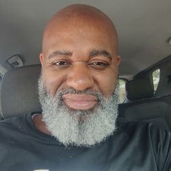 PJ's Gentlemen's Grooming - They did a awesome  job on me