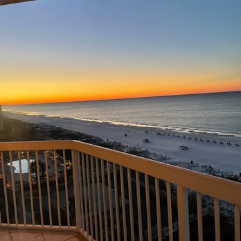 Compass Resorts at Silver Beach Towers - Hotels Near Me - Destin, Florida
