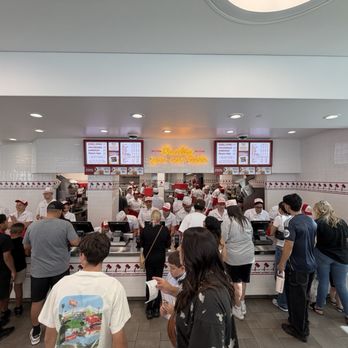In-N-Out Burger - Opening day - Burgers Near Me - Las Vegas, Nevada In-N-Out Burger - Opening day - Burgers Near Me - Las Vegas, Nevada