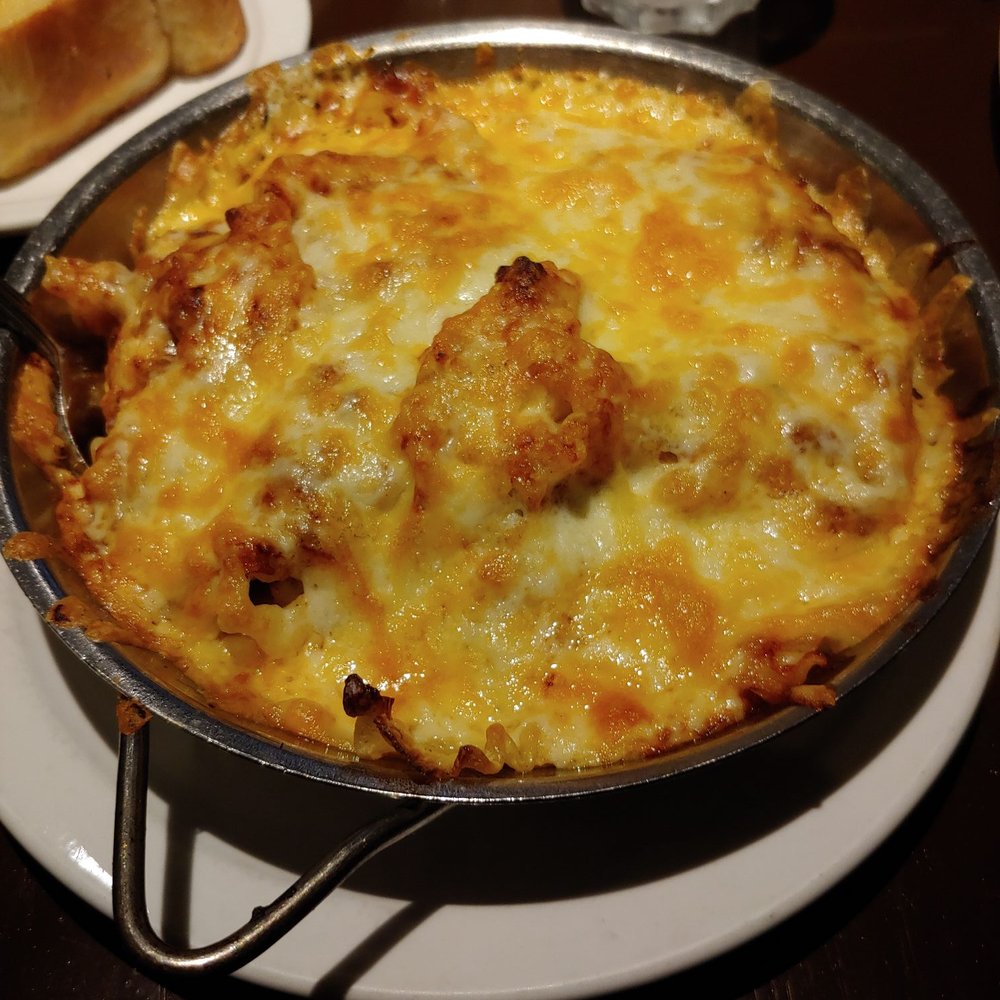 Gino's Restaurant - Lasagna - Italian Near Me - New Westminster, British Columbia Gino's Restaurant - Lasagna - Italian Near Me - New Westminster, British Columbia