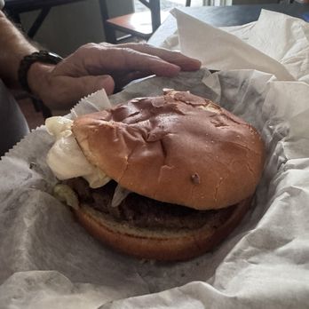 Café Magnolia - Hamburger - American Near Me - Scotts Hill, Tennessee Café Magnolia - Hamburger - American Near Me - Scotts Hill, Tennessee