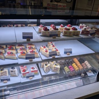 Paris Baguette - Store - Bakeries Near Me - Louisville, Kentucky Paris Baguette - Store - Bakeries Near Me - Louisville, Kentucky