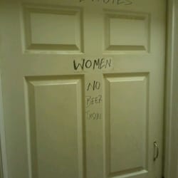 Getty Mart - Official rules of the bathroom