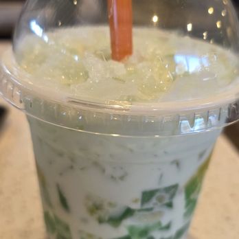 Pho Tasty - 3 color dessert - Vietnamese Near Me - Artesia, California Pho Tasty - 3 color dessert - Vietnamese Near Me - Artesia, California