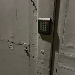 Hôtel Saint Georges - Le fameux digicode...