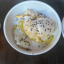 Mango sticky rice