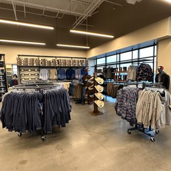Ariat Outlet - Women's Clothing Near Me - Antioch, Tennessee Ariat Outlet - Women's Clothing Near Me - Antioch, Tennessee