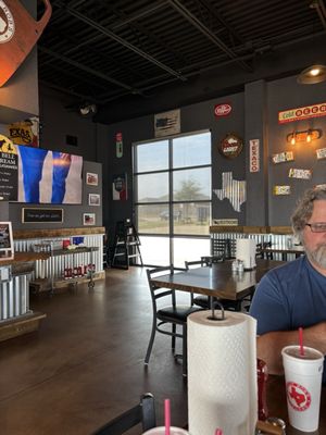 Billy Bob's Burgers Bar & Grill by null