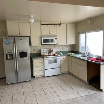 Payless Kitchen Cabinets - Before shot. - General Contractors Near Me - Glendale, California