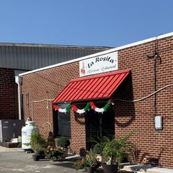 La Rosita Mexican Store & Restaurant - Exterior front door (on side of building)