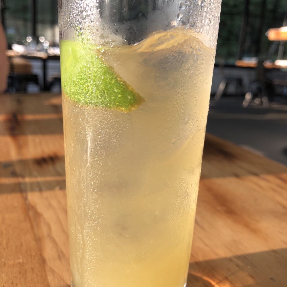 Versante - Pineapple jalapeño margarita - Italian Near Me - Schwenksville, Pennsylvania Versante - Pineapple jalapeño margarita - Italian Near Me - Schwenksville, Pennsylvania
