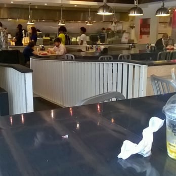 Good Stuff Eatery - Inside. Big but packed. - Burgers Near Me - Arlington, Virginia