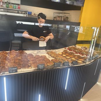 Bakery LA - Pastries - Breakfast & Brunch Near Me - Los Angeles, California
