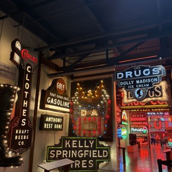 American Sign Museum - Museums Near Me - Cincinnati, Ohio
