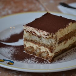 Mezzaluna - Tiramisu (26TL) | perfect, just like how mama makes.