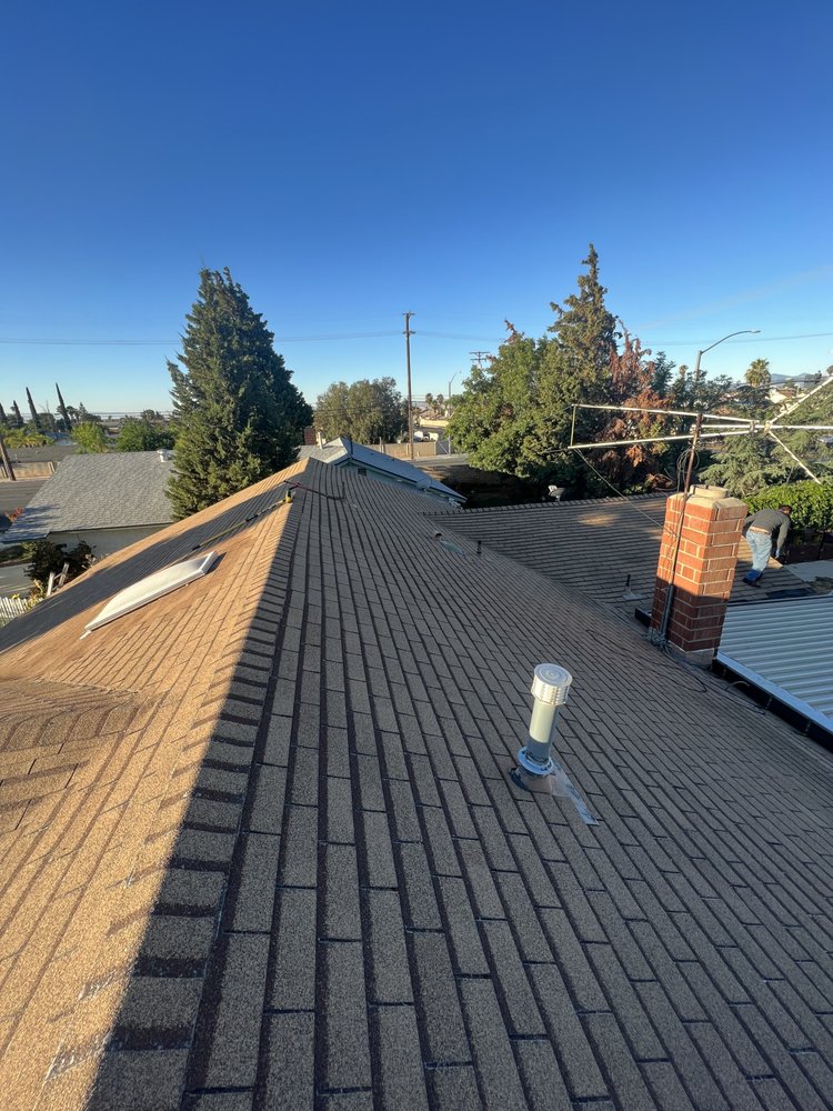 Slide of J & R Elite Roofing