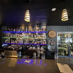 The Toasted Barrel - Great selection of top shelf liquors and especially whisky offerings.